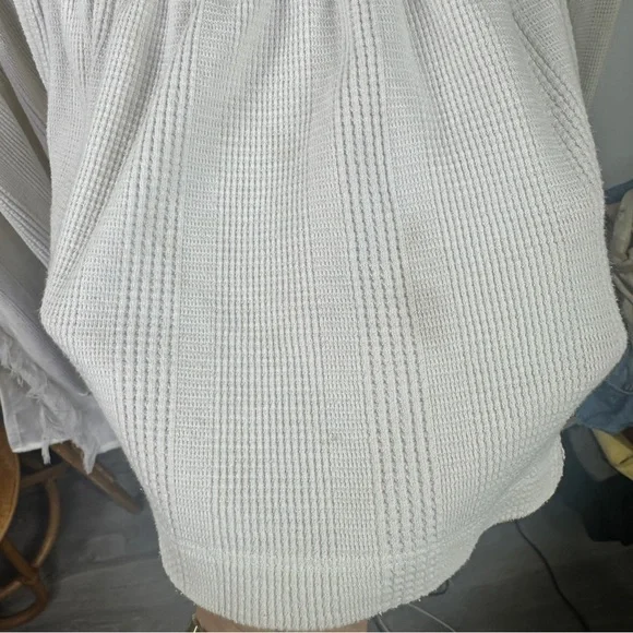 Free People Cram White Long Sleeve Waffle Knit Top sz M - Picture 5 of 6